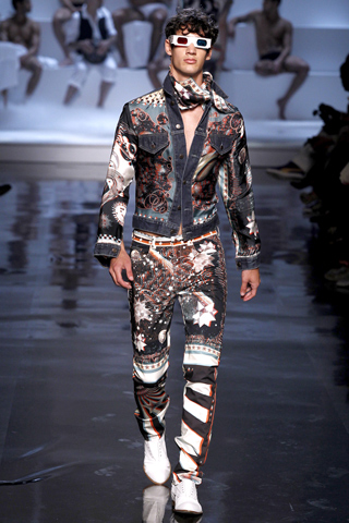 Jean Paul Gaultier / - 2011